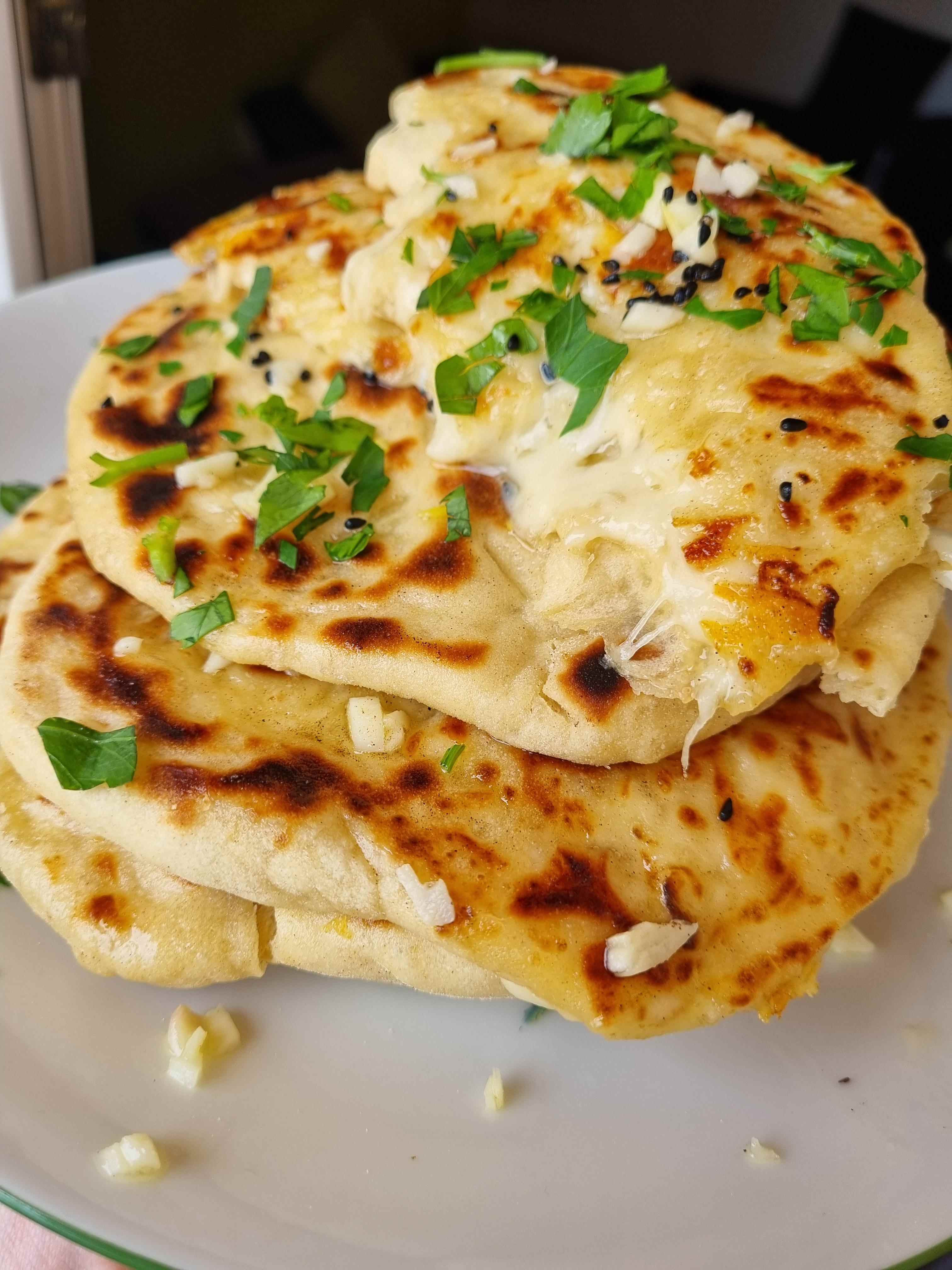 Cheese Naan